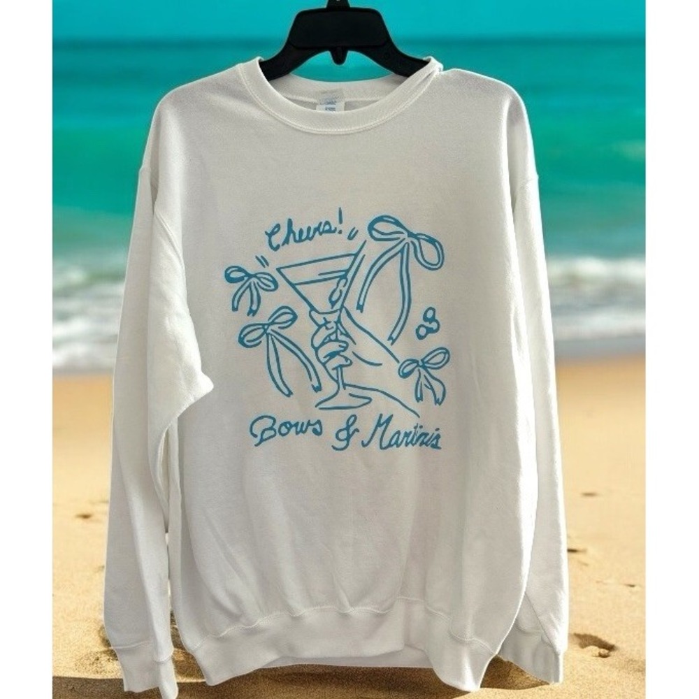 Bows And Martinis Shirt Sweatshirt Bride Size Large Cruise Vacation Bachelorette